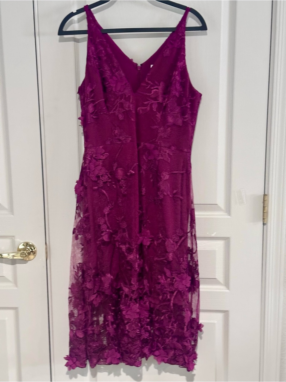 Gorgeous cocktail dress! - Picture 2 of 7